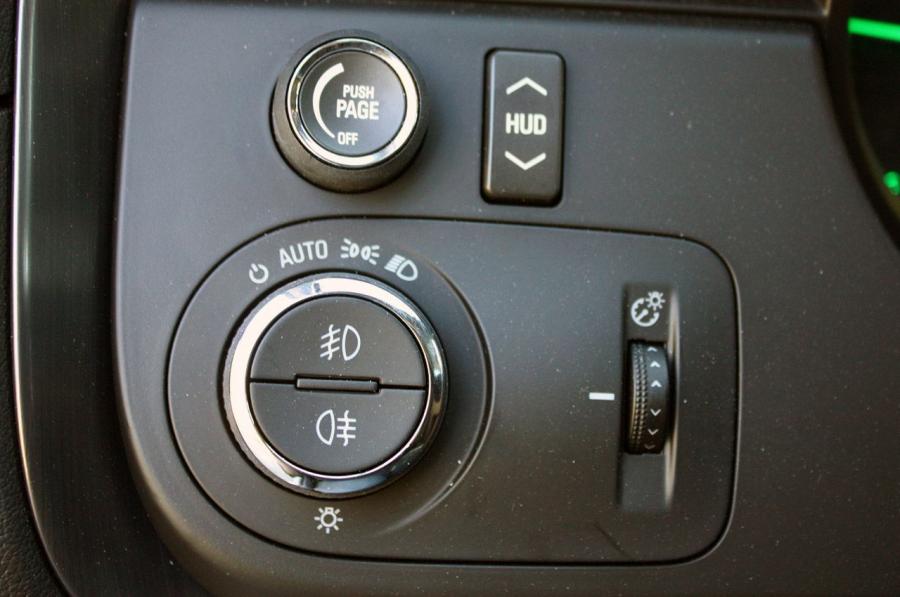  Saab 9-5 Sedan 2010 года  (фото 13 из 199)
